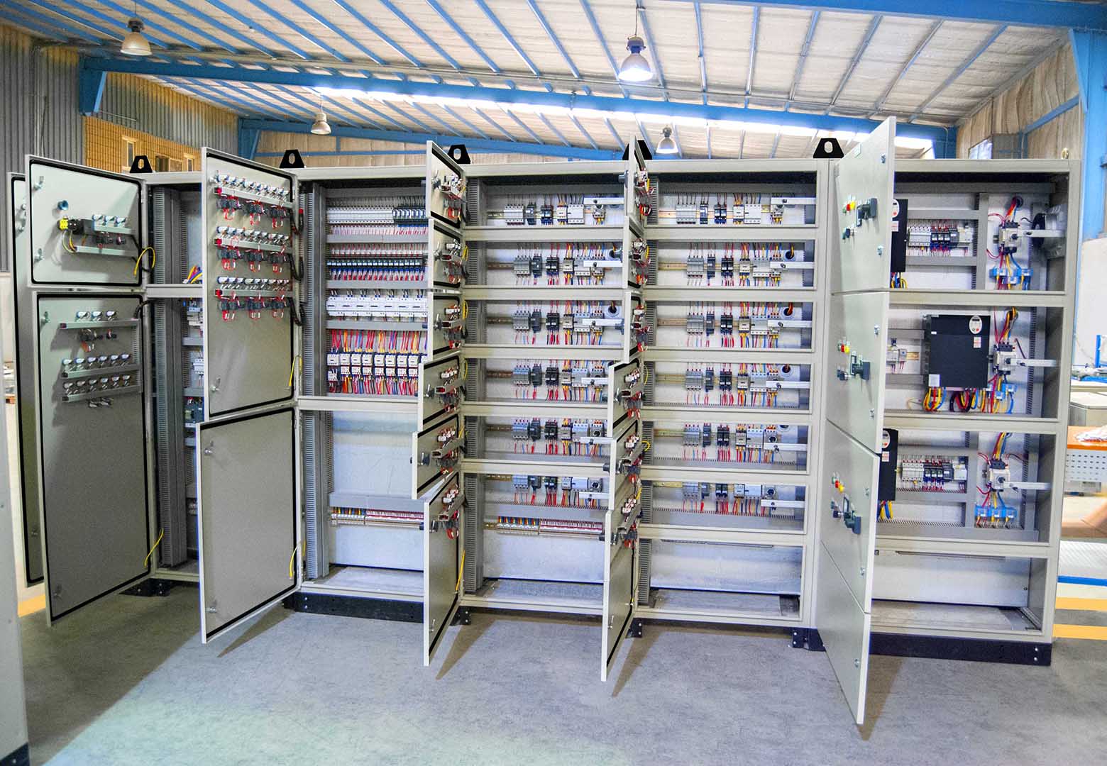 Motor Control Center and MDB Panels manufactured by EAMFCO in Saudi Arabia